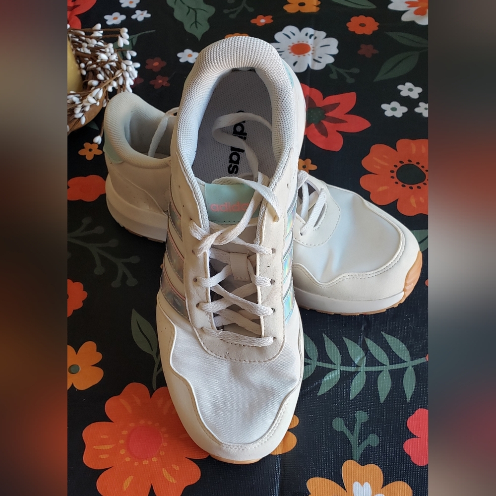 Big Girls Run 60s shoes